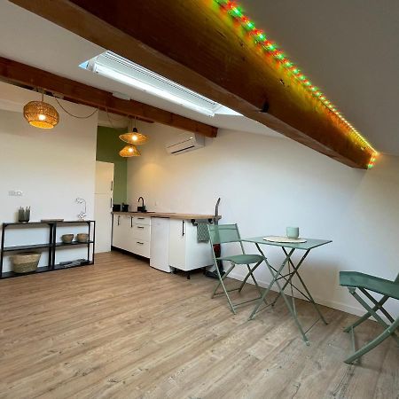 Chaleureux studio mansardé - cœur de ville de Sète Exterior foto